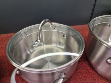 Секрет шеф-повара: как убрать въевшийся жир с крышек за 30 секунд без химии и усилий