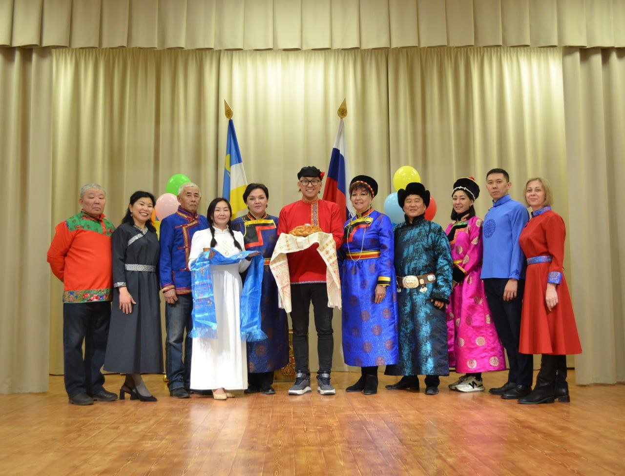 Национальный костюм – как символ единства Национальный костюм – как символ единства