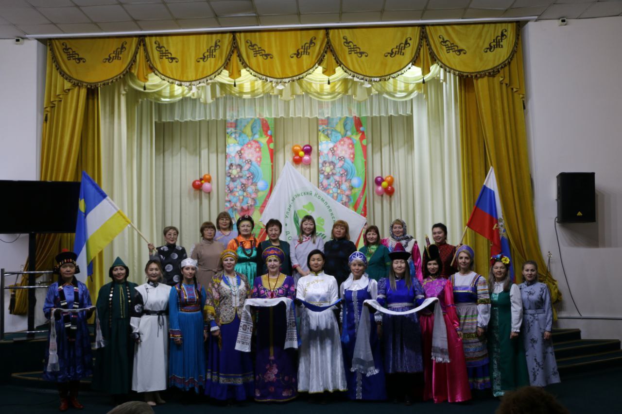 Национальный костюм – как символ единства Национальный костюм – как символ единства