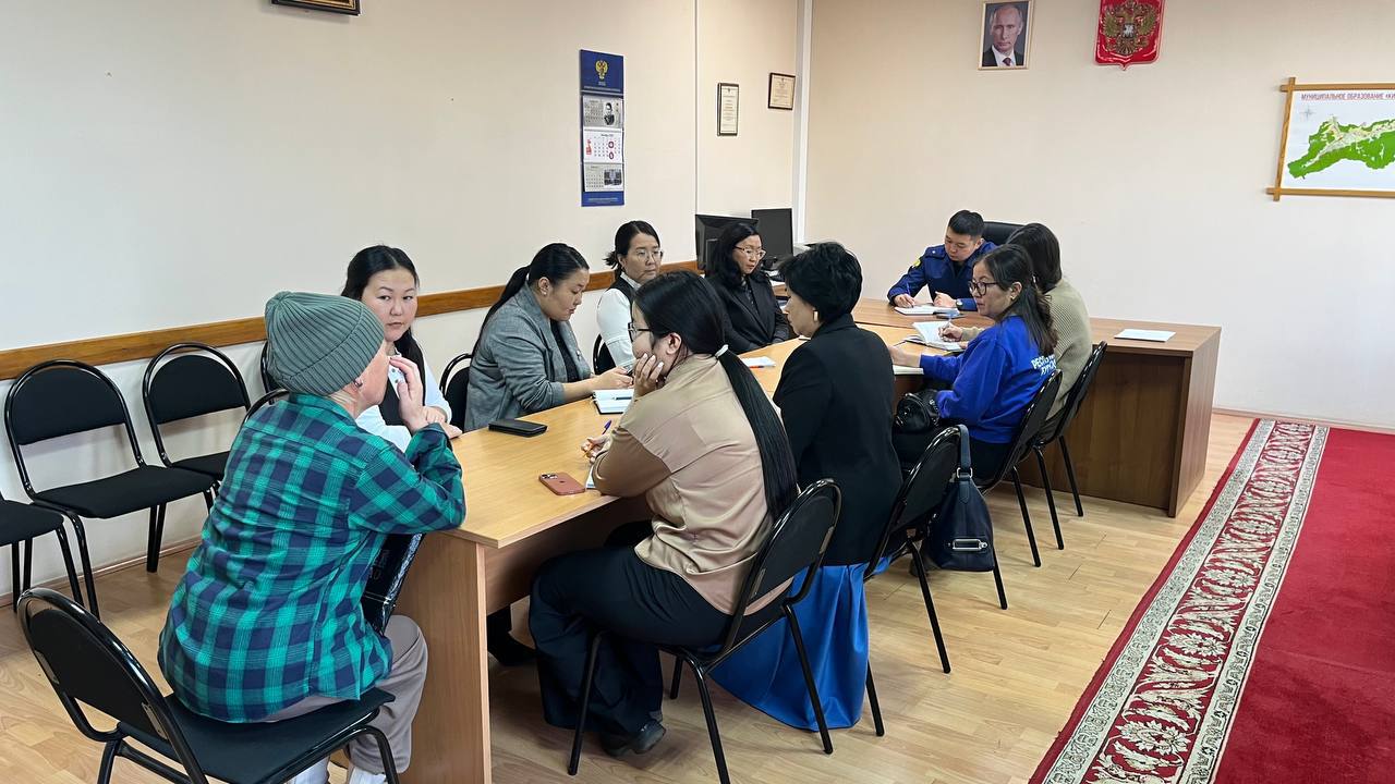 Прокуратура Кижингинского района провела прием участников СВО и членов их семей Прокуратура Кижингинского района провела прием участников СВО и членов их семей