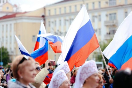 Игорь Шутенков: Дорогие друзья, от всей души поздравляю вас с Днем народного единства!