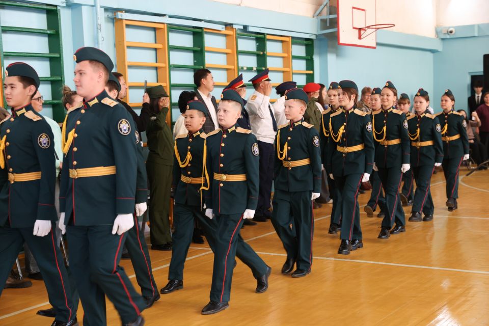 Сотрудники следственного управления приняли участие в торжественных мероприятиях, связанных с принятием присяги учащимися профильного кадетского класса Сотрудники следственного управления приняли участие в торжественных мероприятиях, связанных с принятием присяги учащимися профильного кадетского класса