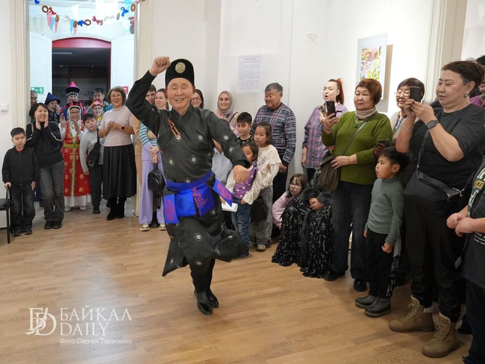 Улан-Удэ накрыла «Ночь искусств» Улан-Удэ накрыла «Ночь искусств»