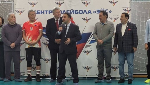 Старт Межрегионального турнира по волейболу среди ветеранских команд!