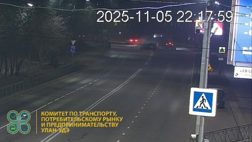 Автобус и легковушка столкнулись на Бабушкина