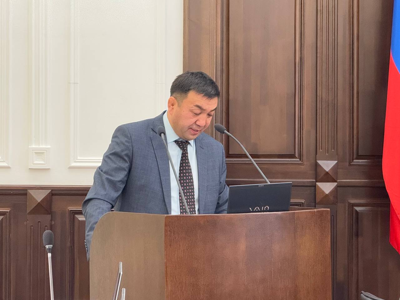 Еще одним вопросом на сегодняшнем заседании Совета Народного Хурала было исполнение Закона РБ «О физической культуре и спорте» в части развития национальных видов спорта Еще одним вопросом на сегодняшнем заседании Совета Народного Хурала было исполнение Закона РБ «О физической культуре и спорте» в части развития национальных видов спорта