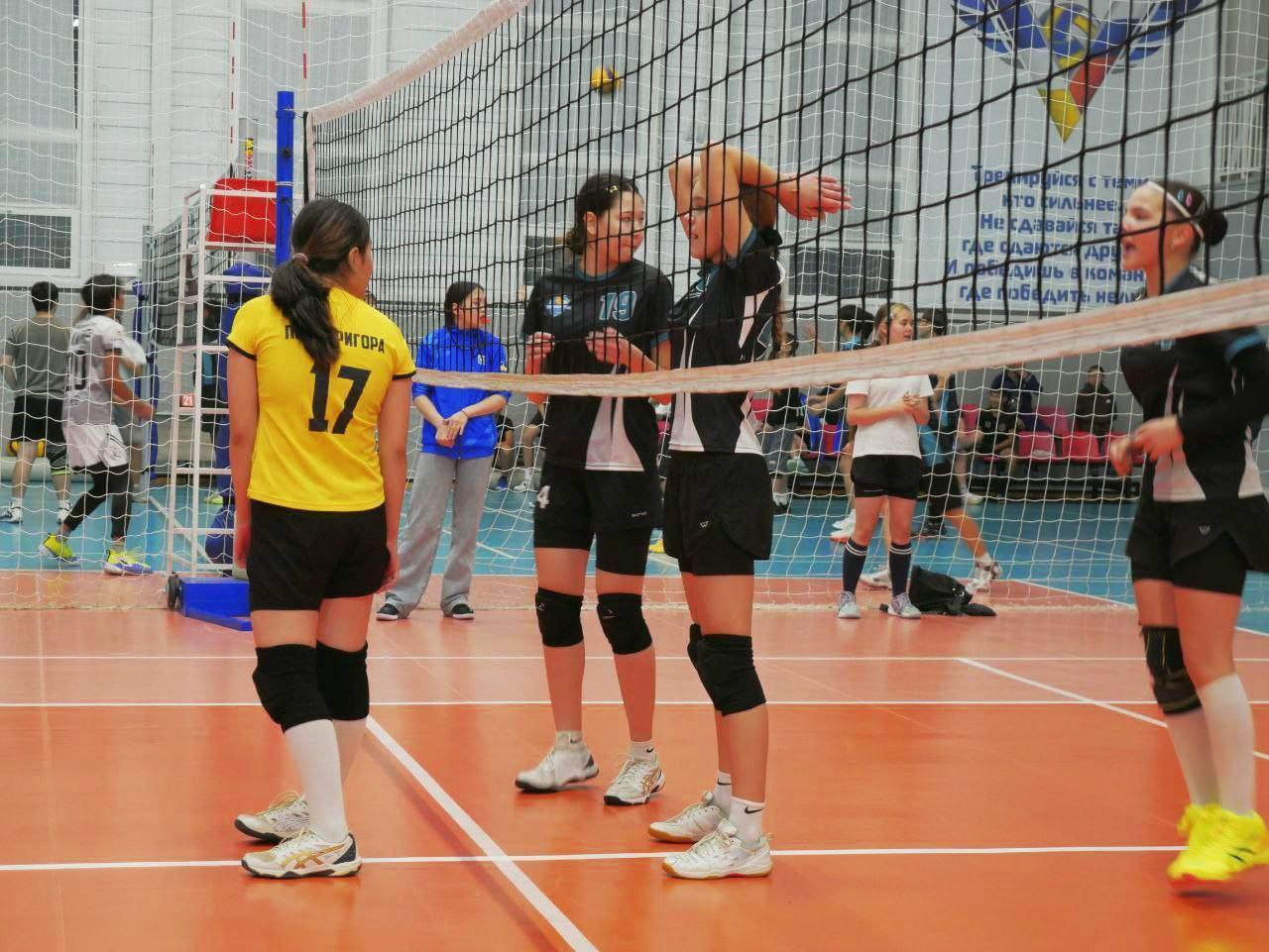 В Бурятии открыли уникальный волейбольный центр В Бурятии открыли уникальный волейбольный центр