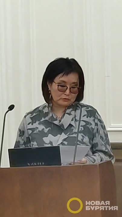 Особо дефицитных врачей для Бурятии "закрепляют" рублем