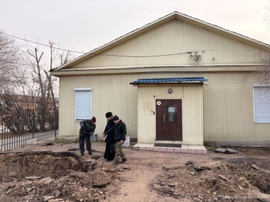 Обратились к мэру города и началось!