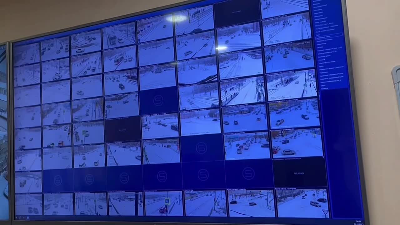 Специалисты отдела спутникового мониторинга КБУ отслеживают состояние городских дорог круглосуточно