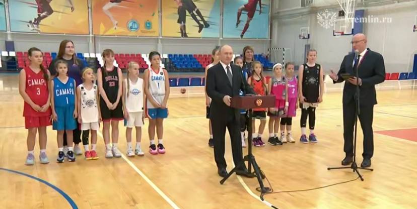 Депутаты Народного Хурала Бурятии приняли участие в торжественной церемонии открытия современного центра волейбола «Эйс» в 103 микрорайоне Улан-Удэ Депутаты Народного Хурала Бурятии приняли участие в торжественной церемонии открытия современного центра волейбола «Эйс» в 103 микрорайоне Улан-Удэ