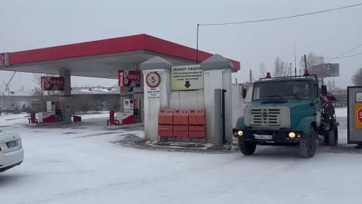 На помощь городским коммунальщикам пришли сотрудники ГИБДД