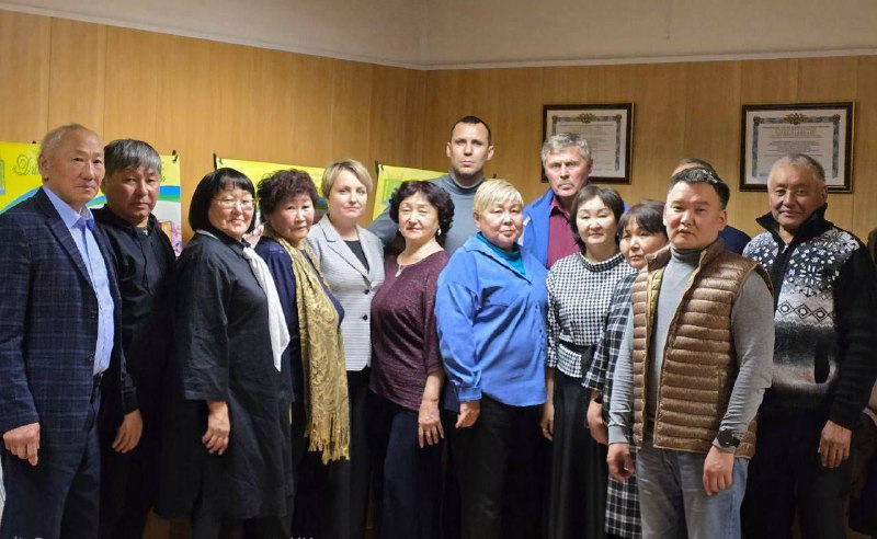 В пригороде Улан-Удэ состоялась встреча актива жителей ТОСов сел Дабаты, Эрхирик и Арбижил с депутатами Народного Хурала Бурятии Анатолием Кушнаревым, Мариной Рогачевой и Михаилом Итыгиловым
