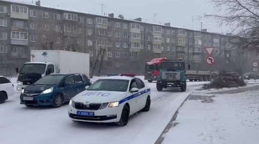 На помощь коммунальщикам пришла полиция