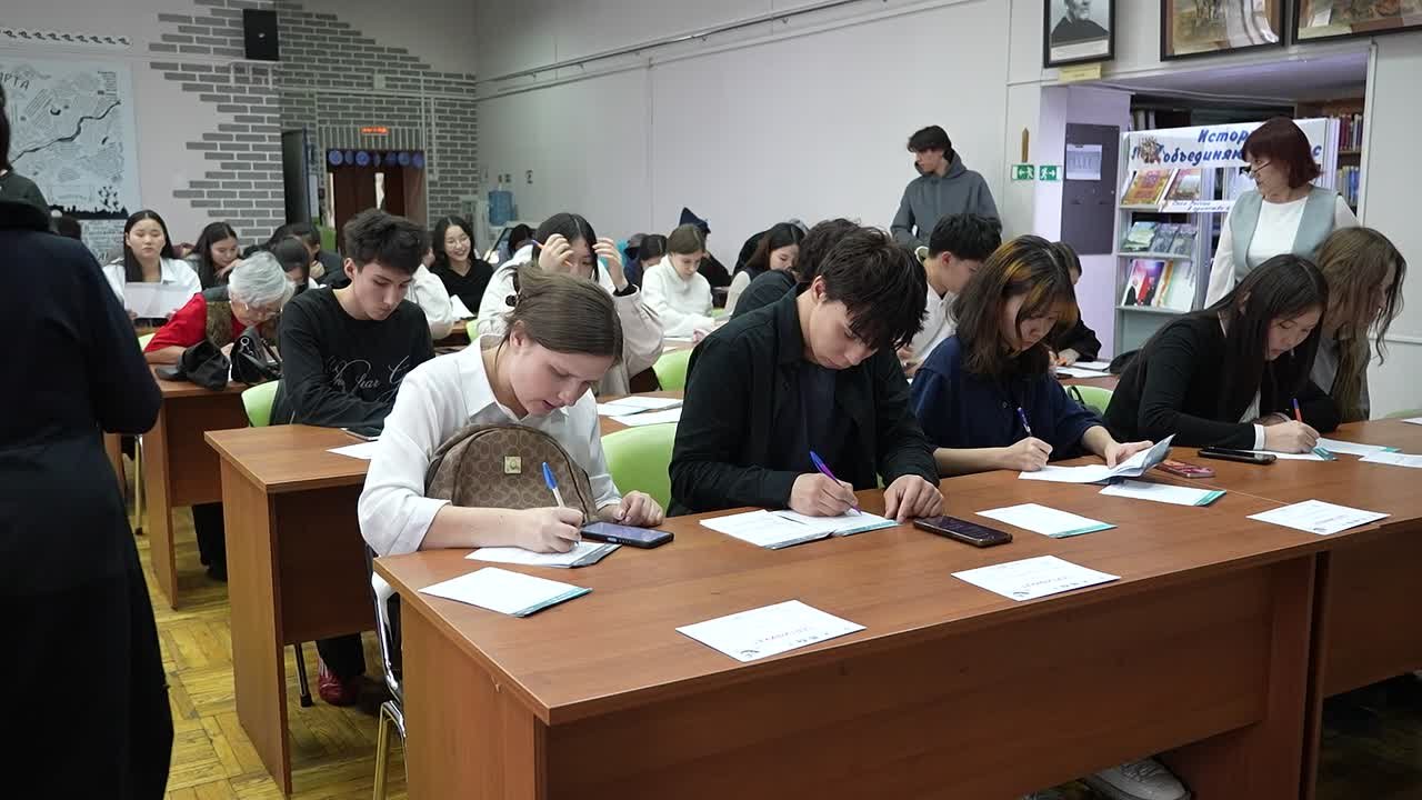 А вы знаете историю? «Большой этнодиктант» проходит в Бурятии