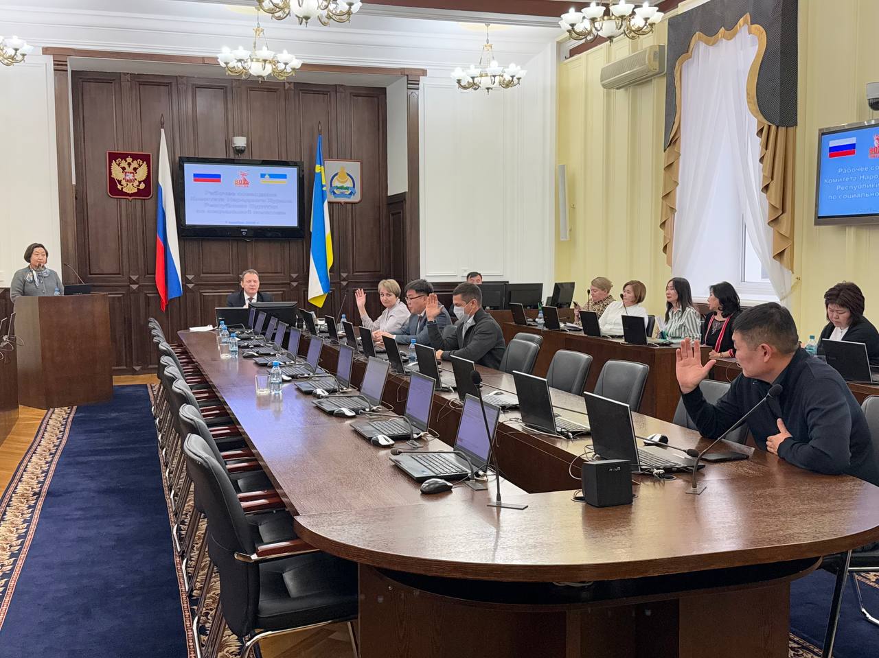 Из вопросов предстоящей сессии парламентарии сегодня обсудили бюджет Территориального фонда обязательного медицинского страхования РБ на 2026 год и на плановый период 2027 и 2028 годов, изменения в Закон РБ «О... Из вопросов предстоящей сессии парламентарии сегодня обсудили бюджет Территориального фонда обязательного медицинского страхования РБ на 2026 год и на плановый период 2027 и 2028 годов, изменения в Закон РБ «О...