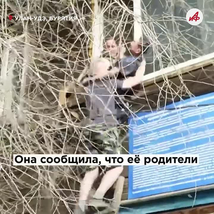 Услышал отчаянный крик. Обычный полицейский из Улан-Удэ спас из огня пять человек