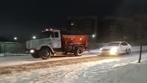 Игорь Шутенков: Снегопад, доставивший нам столько неудобств, прекратился. За сутки в Улан-Удэ выпало 11,5 мм осадков — более месячной нормы. Это, примерно, 12–17 см снега