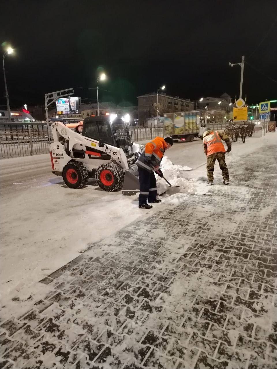 В Улан-Удэ за сутки выпало более месячной нормы снега В Улан-Удэ за сутки выпало более месячной нормы снега