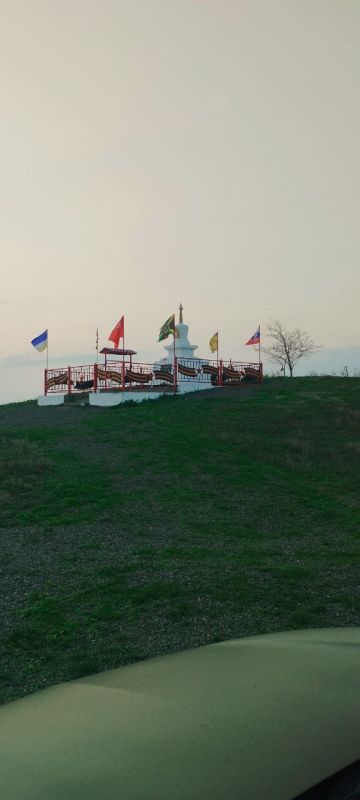 На субургане в ДНР установили флаг Бурятии