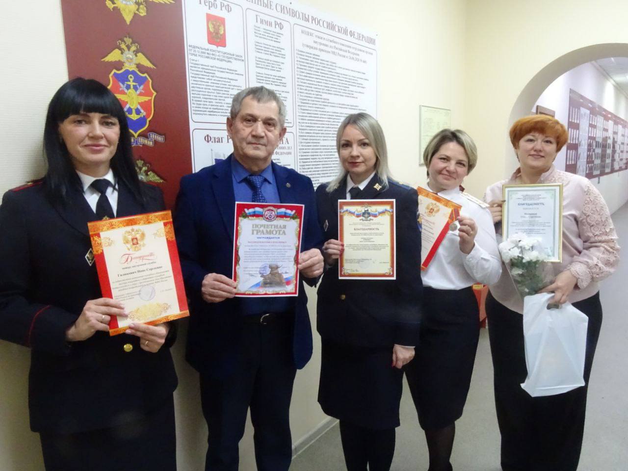 Торжественные мероприятия в честь Дня сотрудника органов внутренних дел Российской Федерации прошли во всех линейных подразделениях Восточно-Сибирского ЛУ МВД России на транспорте Торжественные мероприятия в честь Дня сотрудника органов внутренних дел Российской Федерации прошли во всех линейных подразделениях Восточно-Сибирского ЛУ МВД России на транспорте