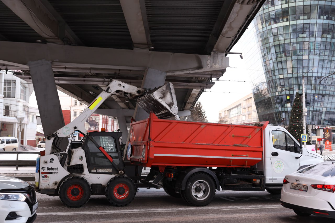 Игорь Шутенков: уборка улиц от снега должна идти беспрерывно