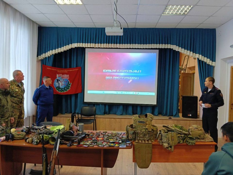 Прокуратура республики приняла участие во встрече со студентами