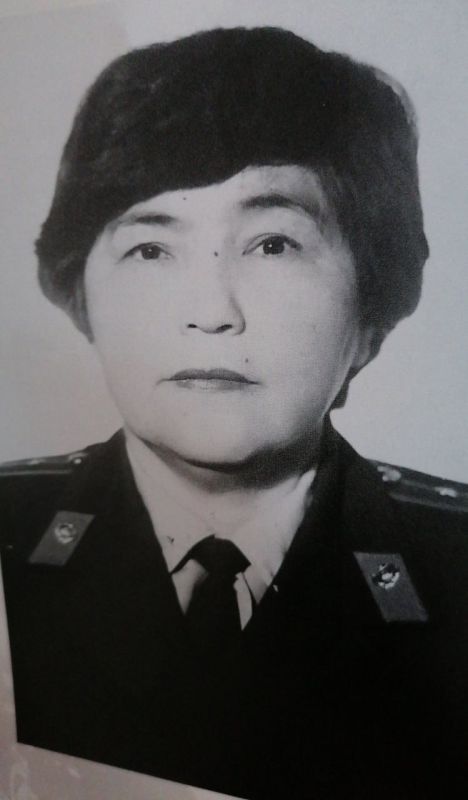 Поздравления с 90-летием принимает ветеран уголовного розыска Бурятии Екатерина Аюшеевна Цыремпилова