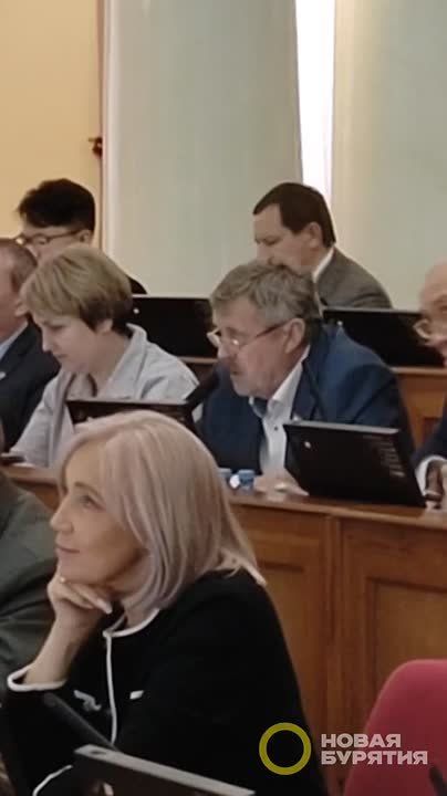 Взоры депутатов Хурала добрались до "Черчилля"