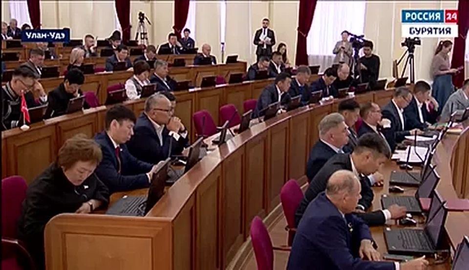 Сегодня состоялась очередная 14-ая сессия Народного Хурала Бурятии седьмого созыва