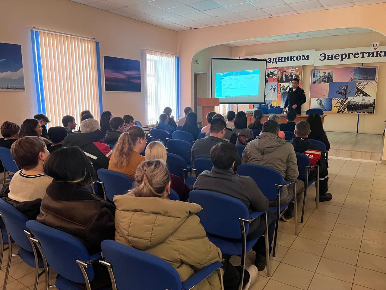 Масштабная профилактическая акция против мошенничества прошла в Гусиноозёрске Масштабная профилактическая акция против мошенничества прошла в Гусиноозёрске