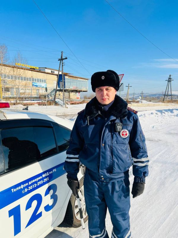 Доброго утра нашим подписчикам желает командир 1 взвода 1 роты в составе ОСБ ДПС Госавтоинспекции МВД по Республике Бурятия Владимир Цыренжапов