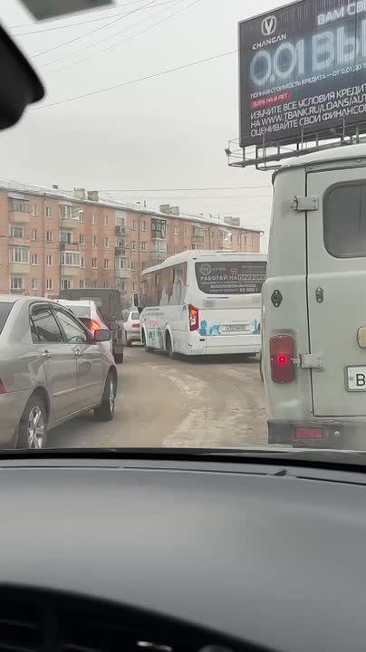 #атвпишут «кажется, пробка собирается»