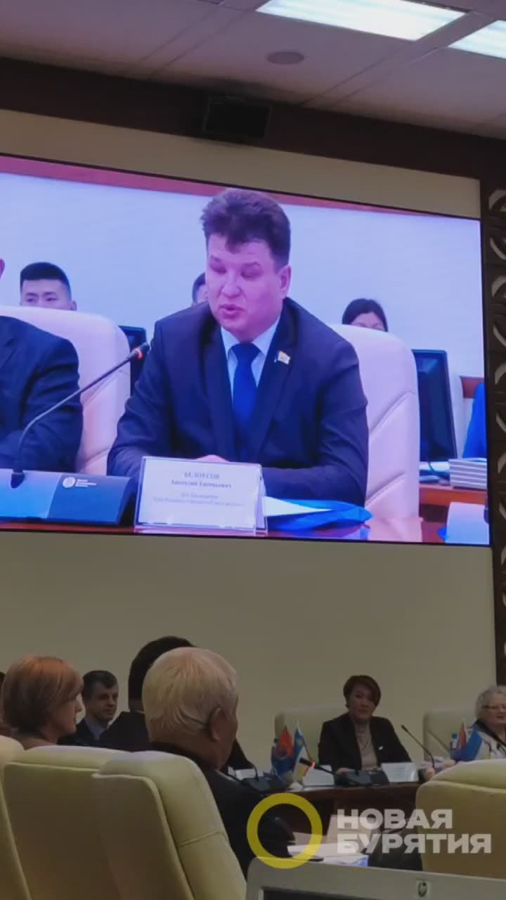 Врио председателя Улан-Удэнского горсовета поздравил профсоюзных лидеров с профессиональным праздником