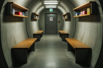 В Бурятии свинокомплекс обязали построить настоящие убежища вместо морских контейнеров