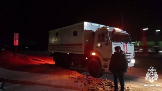 Подвижный пункт обогрева МЧС России прибыл на перевал Барский Мухоршибирского района для оценки обстановки и оказания помощи водителям