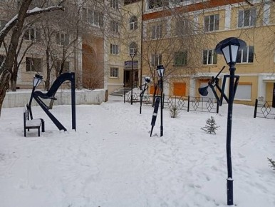 В сквере Улан-Удэ появились необычные фонари