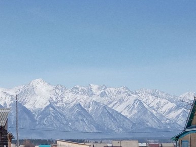 В горах Бурятии спасатели эвакуировали охотника со сложным переломом ноги