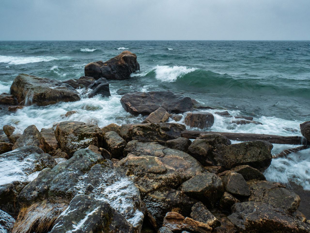 Как там Байкал? Суров, эпичен и прекрасен Как там Байкал? Суров, эпичен и прекрасен