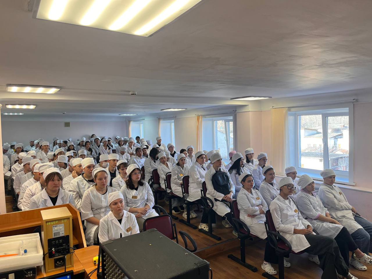 Прокуратура провела в учебных заведениях уроки правовой грамотности Прокуратура провела в учебных заведениях уроки правовой грамотности