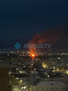 Нам пишут: Что-то горит в районе Левого берега