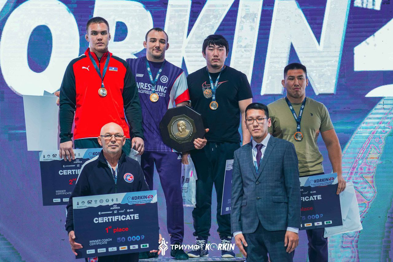 Борцы из Бурятии завоевали 7 медалей на международном турнире Борцы из Бурятии завоевали 7 медалей на международном турнире