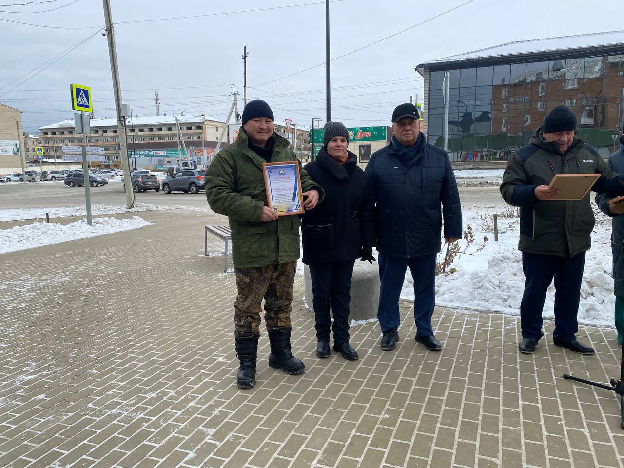 В Гусиноозерске после ремонта торжественно открыли еще две улицы В Гусиноозерске после ремонта торжественно открыли еще две улицы