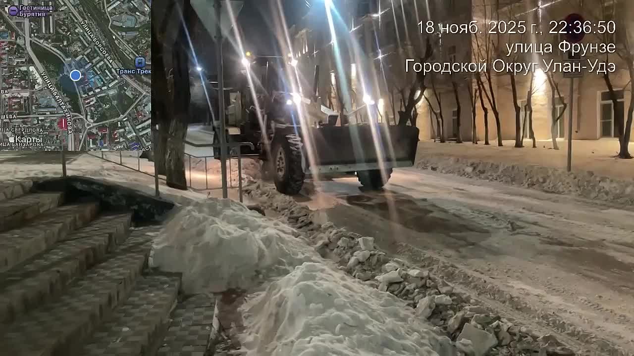 Очистили от «шишек» железнодорожный переезд в мкрн Горького