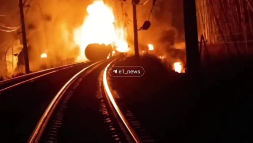 Поезд Москва-Северобайкальск задерживается из-за ЧП