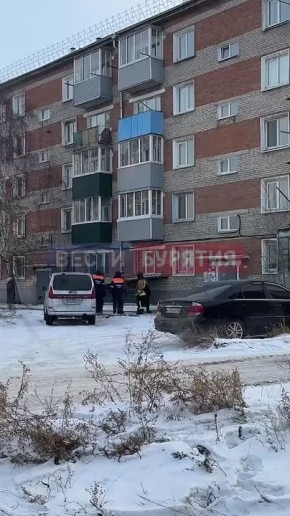 Эвакуировали жильцов дома на Толстихина, 2