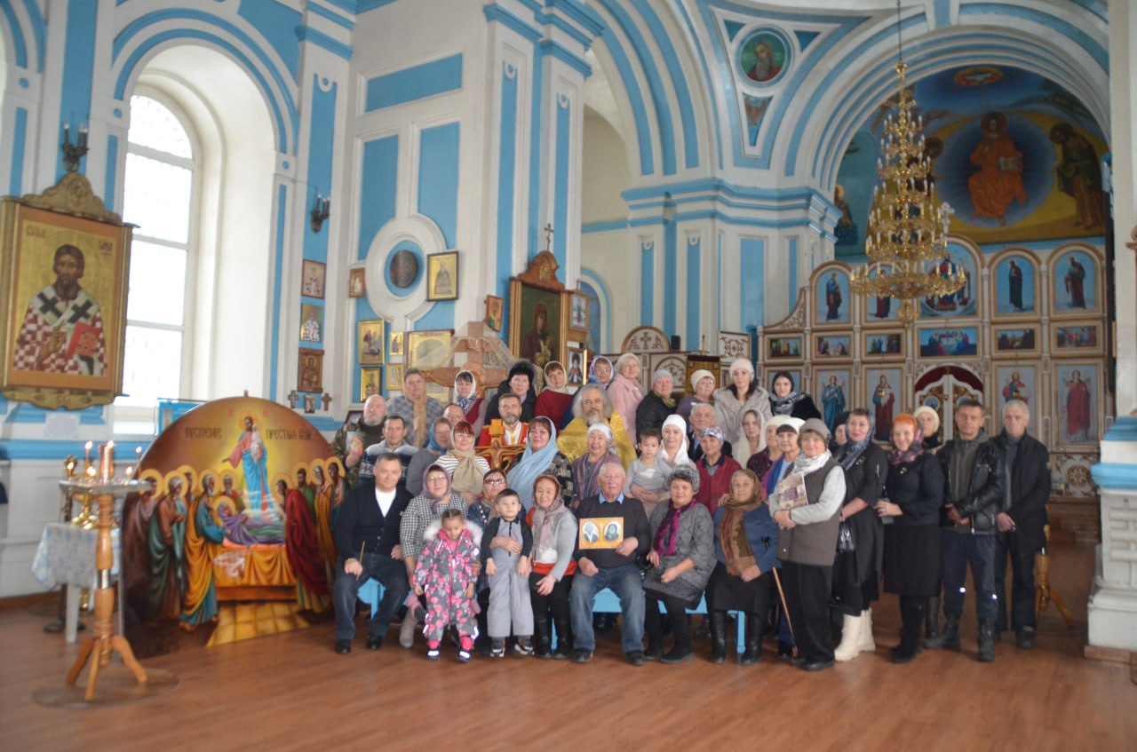 Зачем семья Иакова Скуратова из Казахстана везла в Кяхту икону в человеческий рост Зачем семья Иакова Скуратова из Казахстана везла в Кяхту икону в человеческий рост