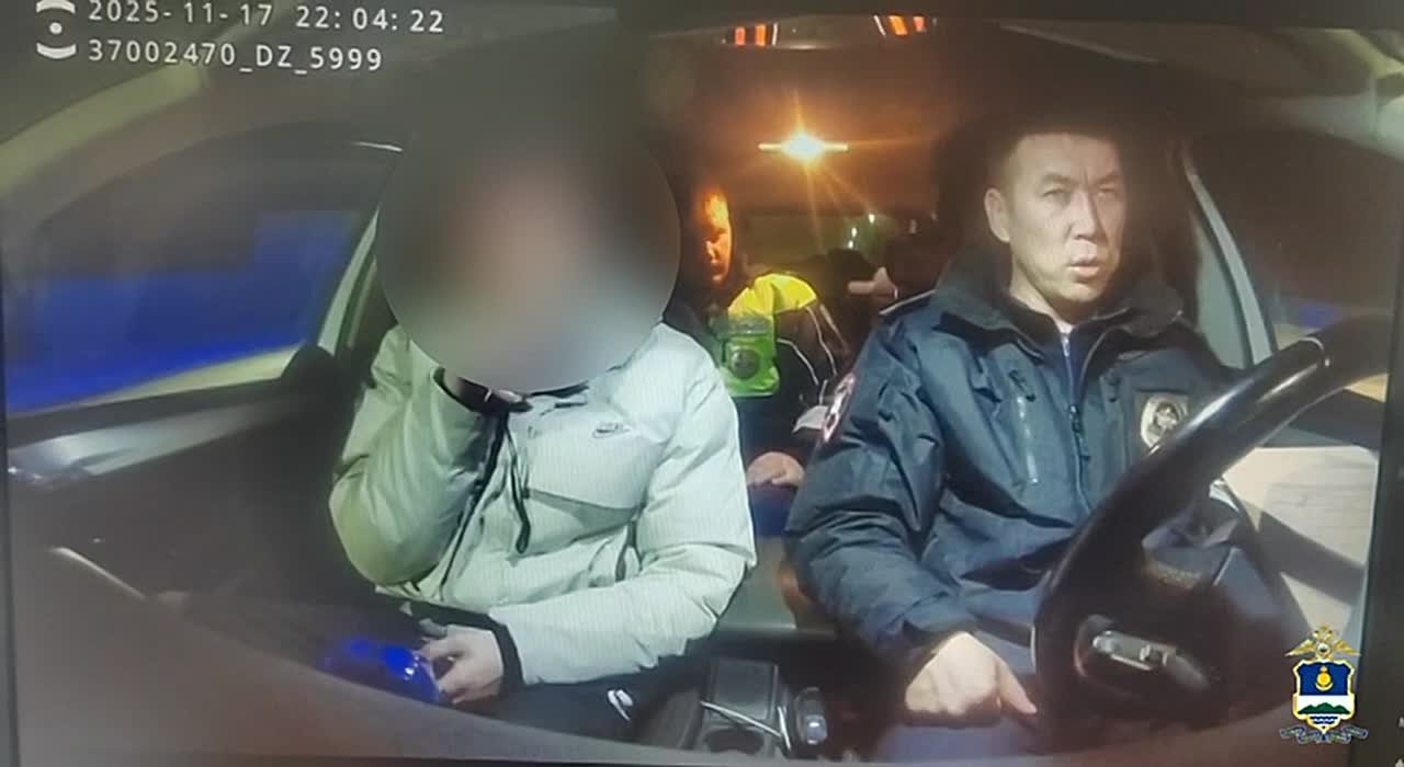 Житель Бурятии сел за руль без прав и пьяный