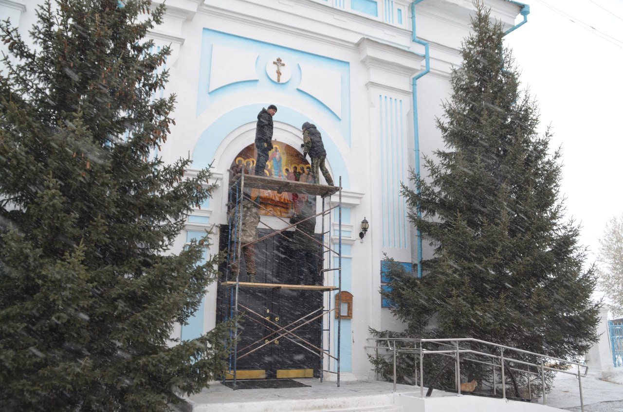 Зачем семья Иакова Скуратова из Казахстана везла в Кяхту икону в человеческий рост