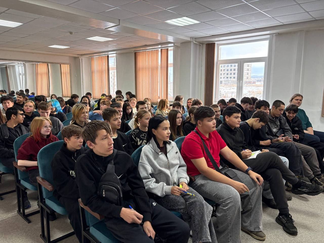 Полиция провела комплекс профилактических встреч с учащимися Гусиноозёрска Полиция провела комплекс профилактических встреч с учащимися Гусиноозёрска